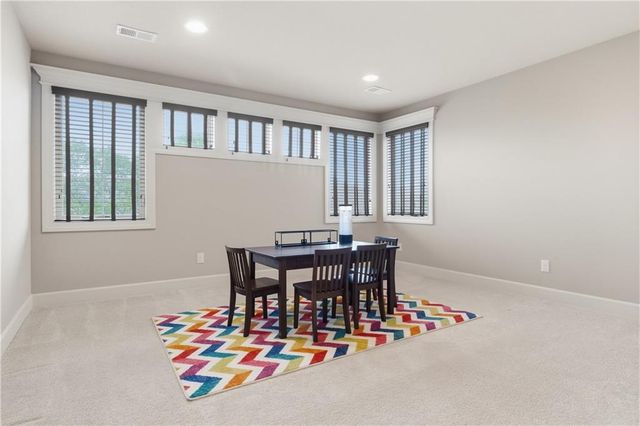 11604 W 164th Place, Overland Park, KS 66221