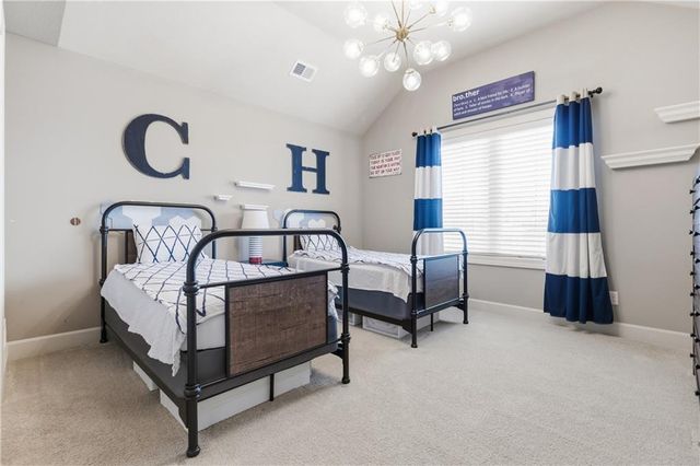 11604 W 164th Place, Overland Park, KS 66221