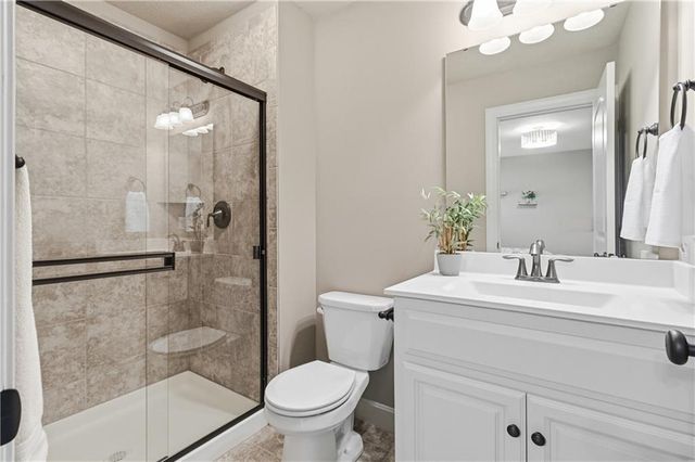 11604 W 164th Place, Overland Park, KS 66221