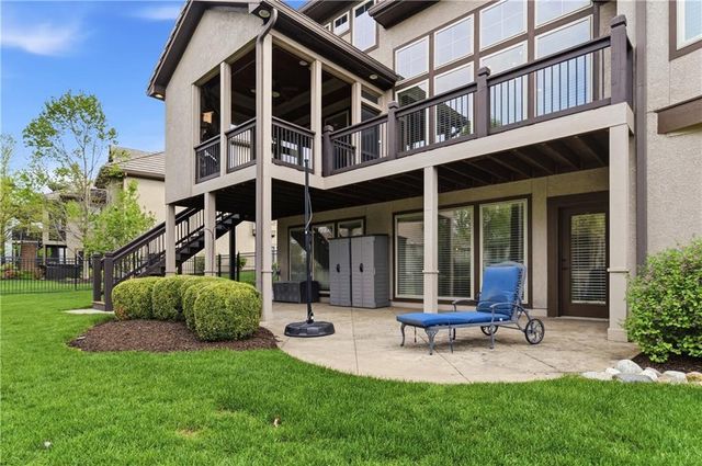 11604 W 164th Place, Overland Park, KS 66221