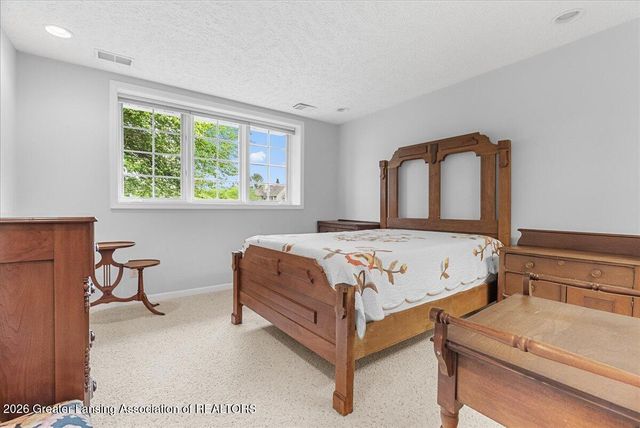 5924 Vienna Way 67, Lansing, MI 48917