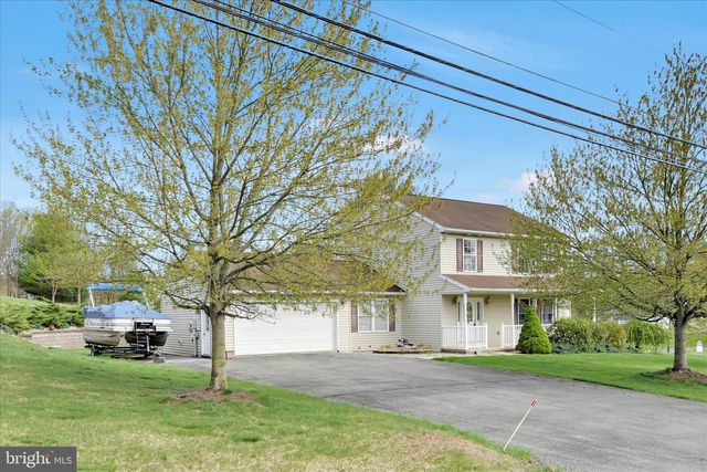 1865 AND 1864 BUCKAROO DR, Auburn, PA 17922