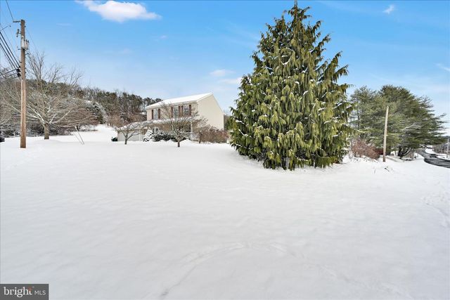 1865 AND 1864 BUCKAROO DR, Auburn, PA 17922