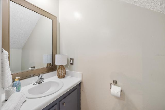 4038 CORTEZ DRIVE B, Tampa, FL 33614