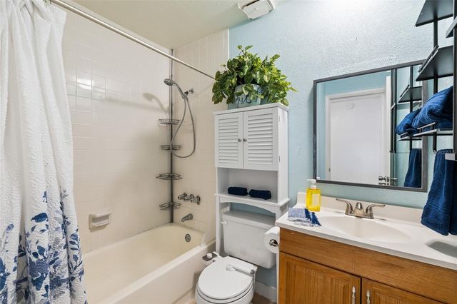 4038 CORTEZ DRIVE B, Tampa, FL 33614