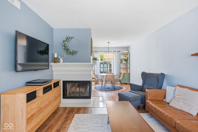 2938 Vinings Drive, Carmel, IN 46032