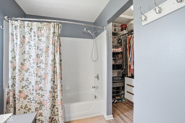 2938 Vinings Drive, Carmel, IN 46032