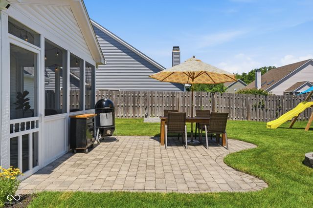2938 Vinings Drive, Carmel, IN 46032