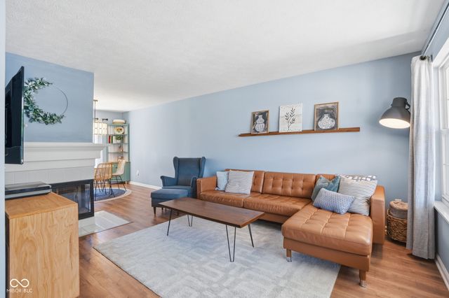 2938 Vinings Drive, Carmel, IN 46032