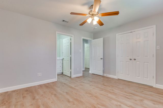 306 Kathy Lane, Granbury, TX 76049