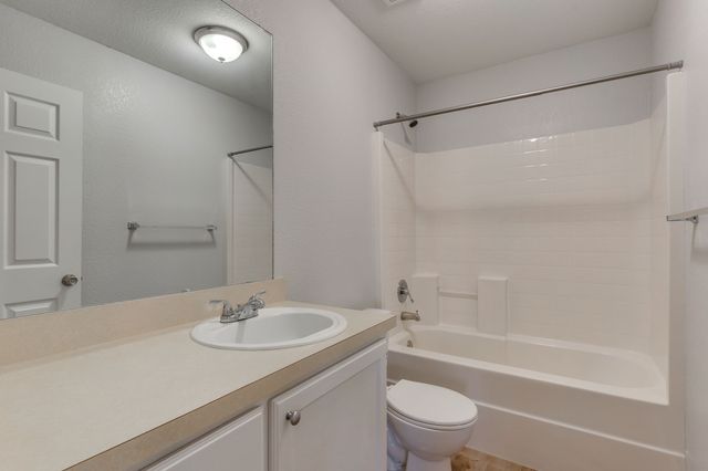 306 Kathy Lane, Granbury, TX 76049