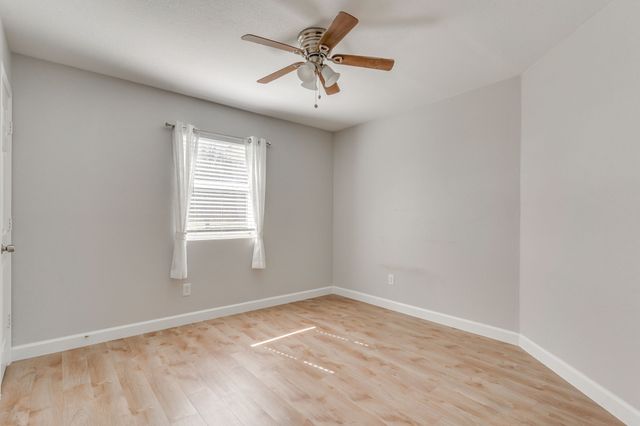 306 Kathy Lane, Granbury, TX 76049