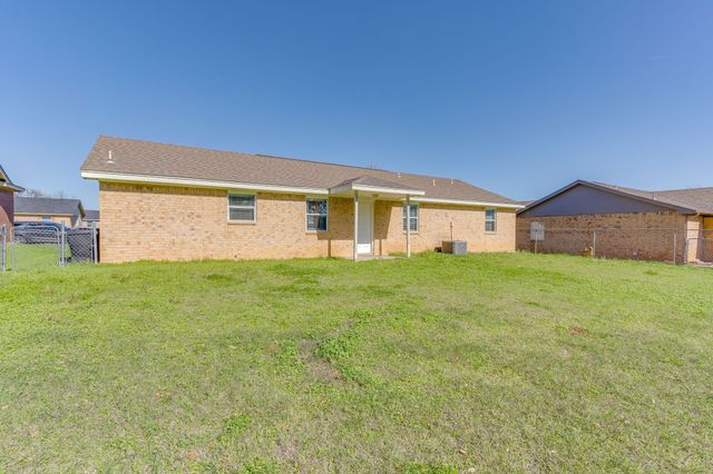 306 Kathy Lane, Granbury, TX 76049