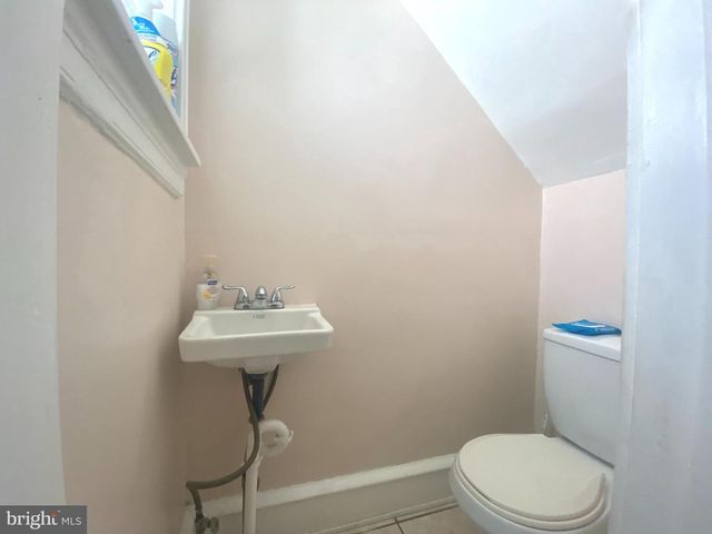 2249 KNORR ST, Philadelphia, PA 19149