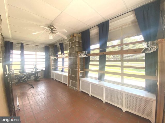 2249 KNORR ST, Philadelphia, PA 19149