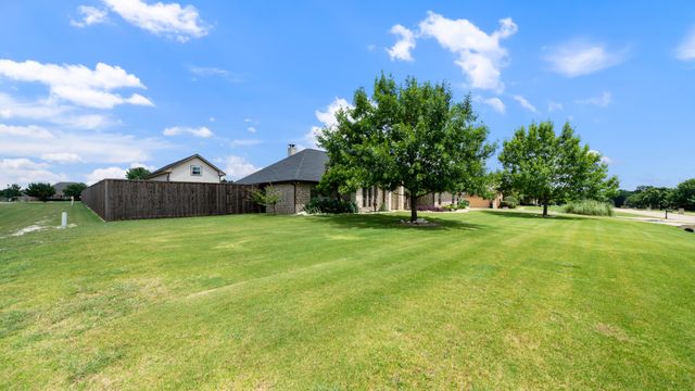 5051 Monroe Drive, Midlothian, TX 76065