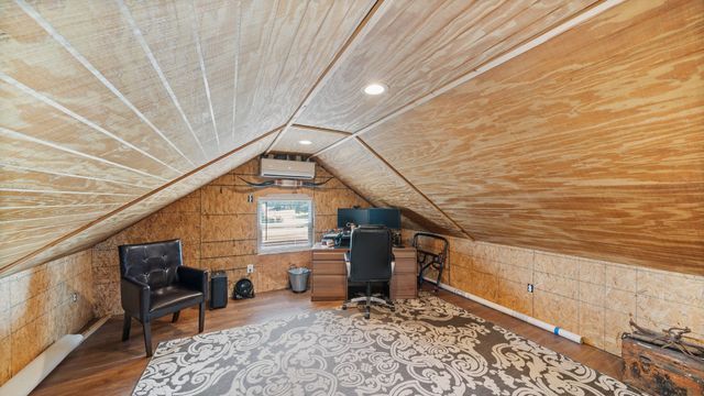 5051 Monroe Drive, Midlothian, TX 76065