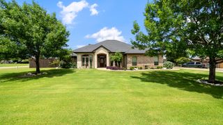 5051 Monroe Drive, Midlothian, TX 76065