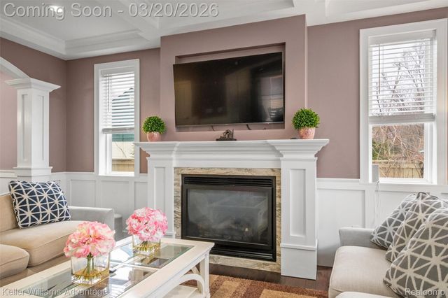 9114 Cardwell Street, Livonia, MI 48150