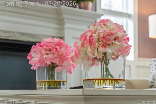 9114 Cardwell Street, Livonia, MI 48150