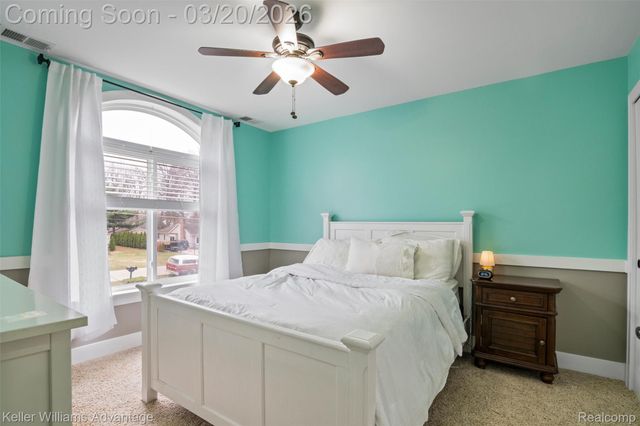 9114 Cardwell Street, Livonia, MI 48150