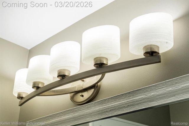 9114 Cardwell Street, Livonia, MI 48150