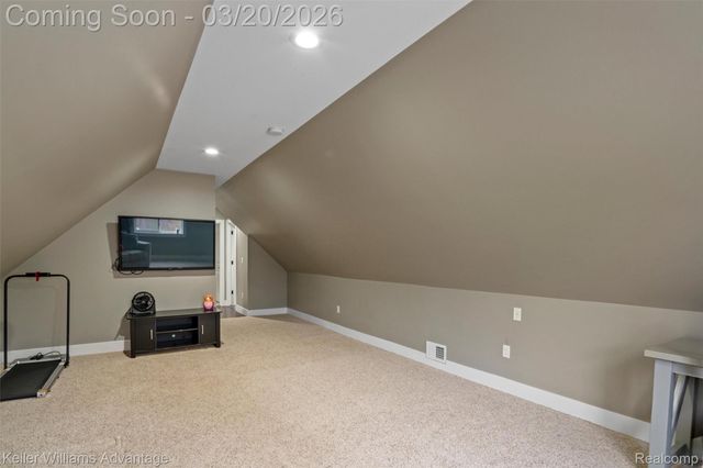 9114 Cardwell Street, Livonia, MI 48150