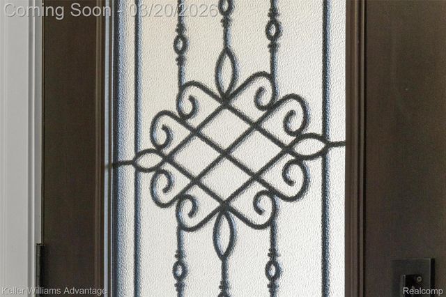 9114 Cardwell Street, Livonia, MI 48150