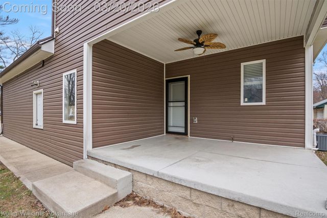 9114 Cardwell Street, Livonia, MI 48150