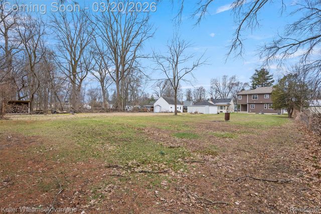 9114 Cardwell Street, Livonia, MI 48150