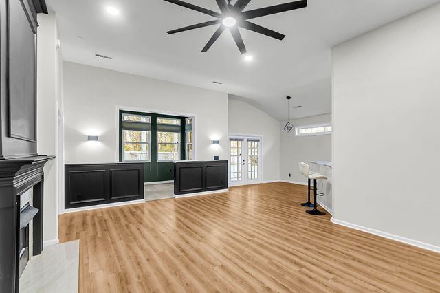 2105 Baldwin Park Drive, Mount Pleasant, SC 29466