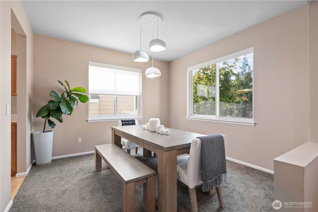 16850 164th Way SE, Renton, WA 98058