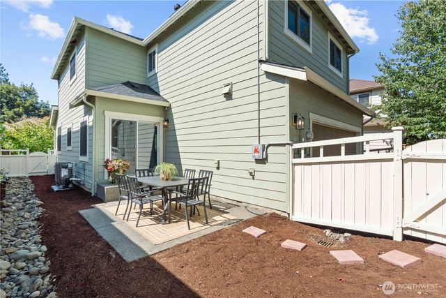 16850 164th Way SE, Renton, WA 98058