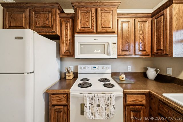 2701 Ridgeview Place, Claremore, OK 74017