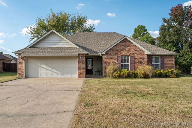 2701 Ridgeview Place, Claremore, OK 74017