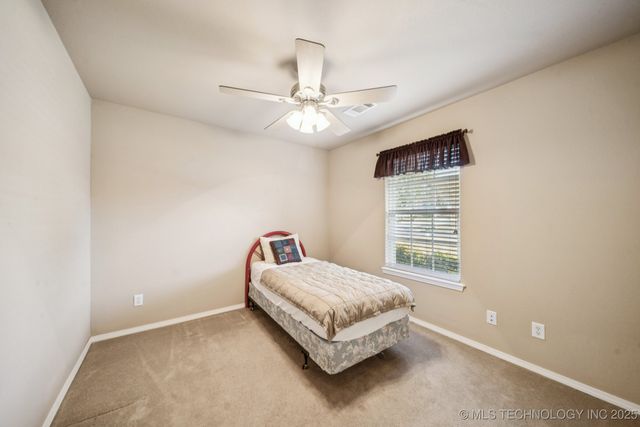 2701 Ridgeview Place, Claremore, OK 74017