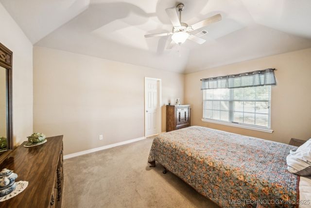 2701 Ridgeview Place, Claremore, OK 74017