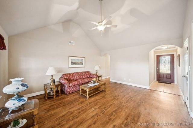 2701 Ridgeview Place, Claremore, OK 74017