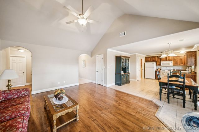 2701 Ridgeview Place, Claremore, OK 74017