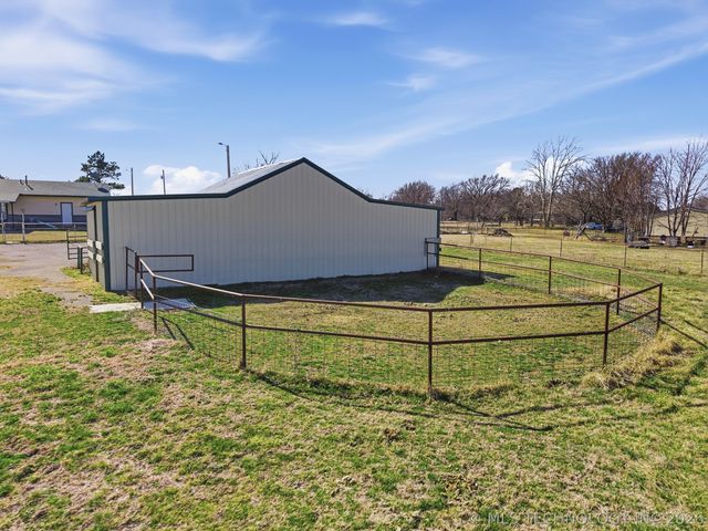 7921 E 126th Street N, Collinsville, OK 74021
