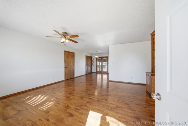 7921 E 126th Street N, Collinsville, OK 74021