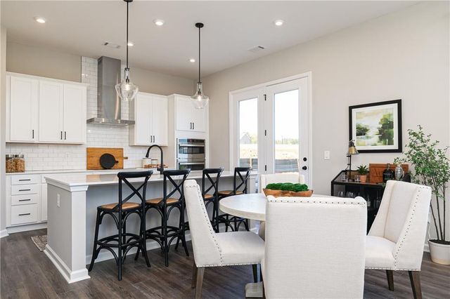 4325 Buttonwood Lane, Lilburn, GA 30047