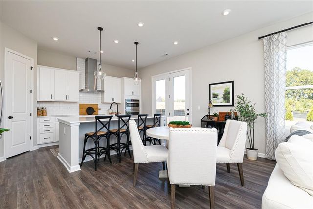 4325 Buttonwood Lane, Lilburn, GA 30047