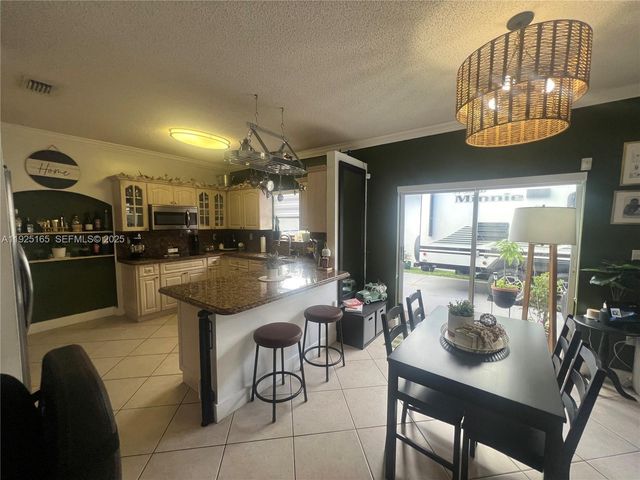 12446 SW 198th St, Miami, FL 33177