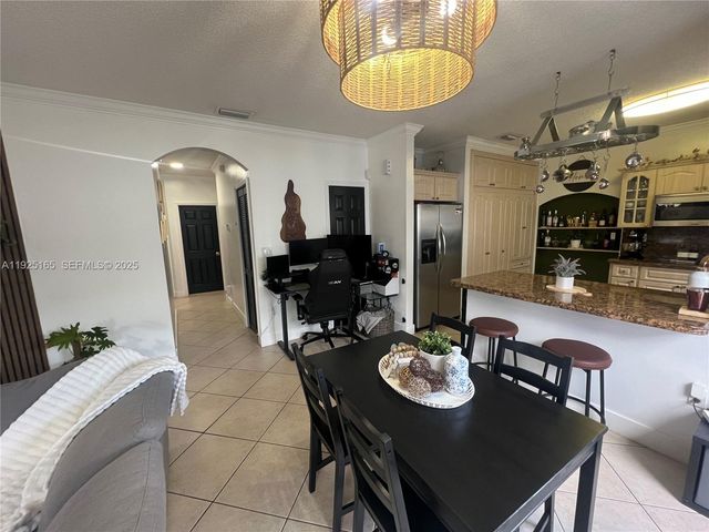 12446 SW 198th St, Miami, FL 33177