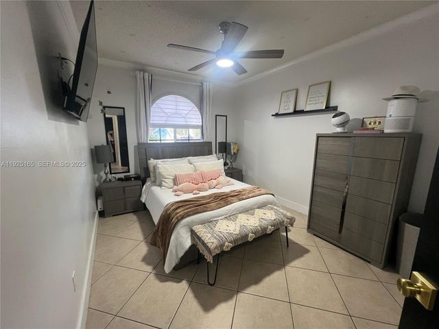 12446 SW 198th St, Miami, FL 33177