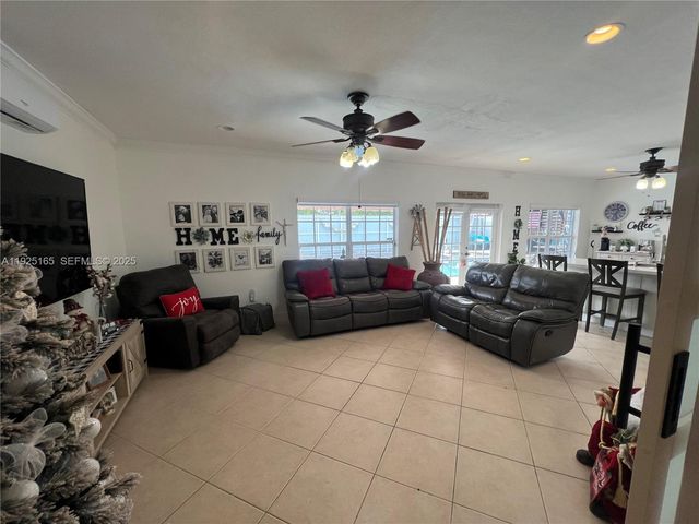 12446 SW 198th St, Miami, FL 33177