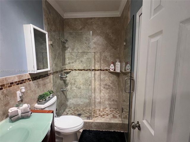 12446 SW 198th St, Miami, FL 33177