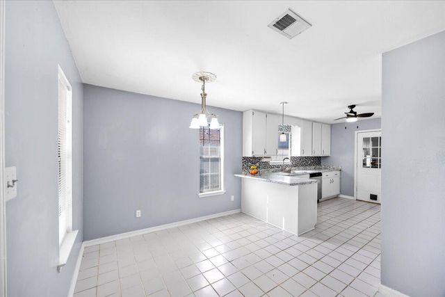 479 Cascabellas Street, Mary Esther, FL 32569