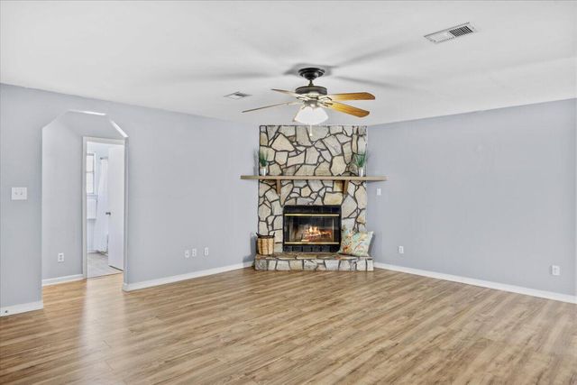 479 Cascabellas Street, Mary Esther, FL 32569